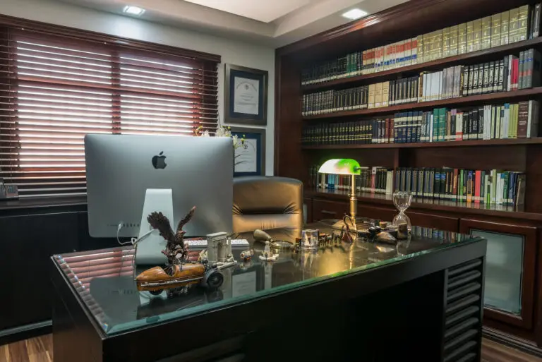 Interior oficina abogados moderna office law lawyers